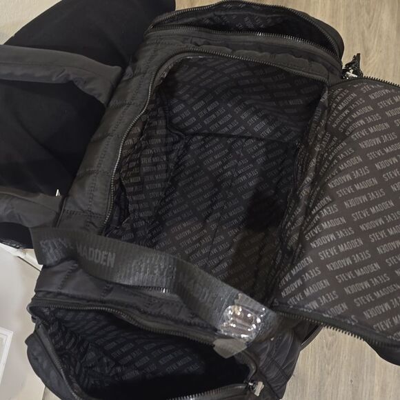 Steve Madden BAria Quilted Weekender Bag- Black - Picture 9 of 9